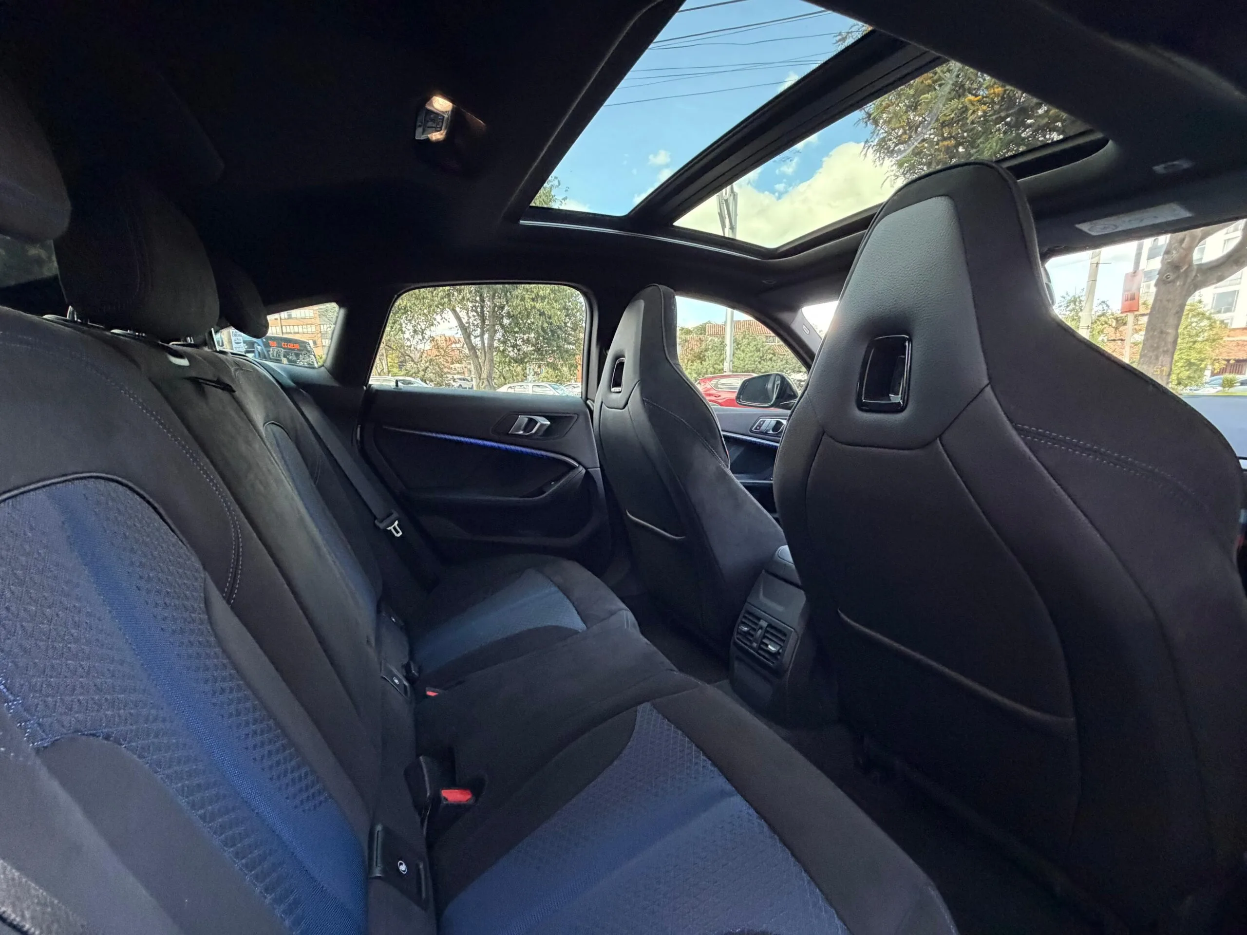 6d63591e-f138-4efb-b380-560a6c3a1a73