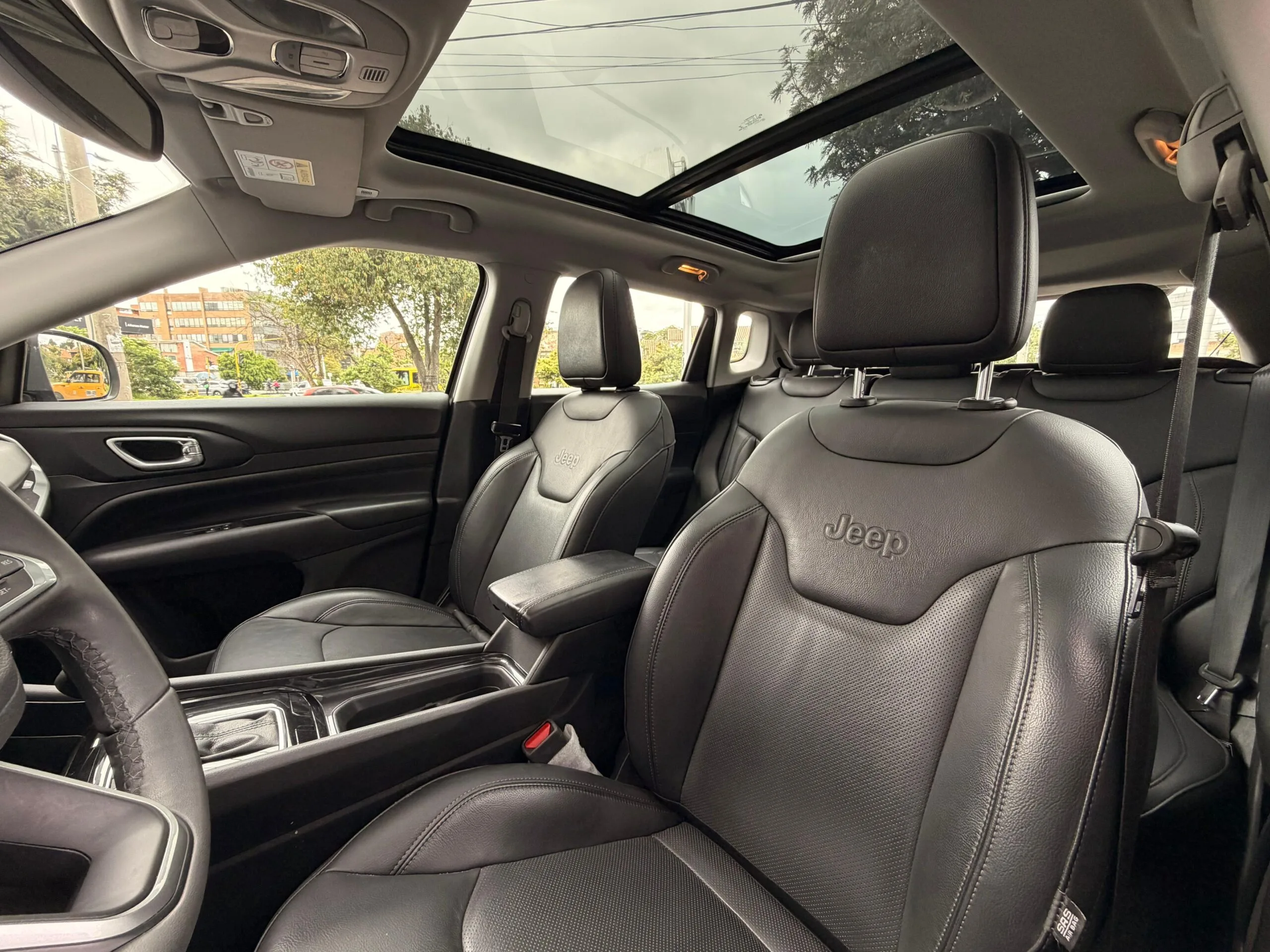 33587095-307d-4cff-b684-2b596b4f1075