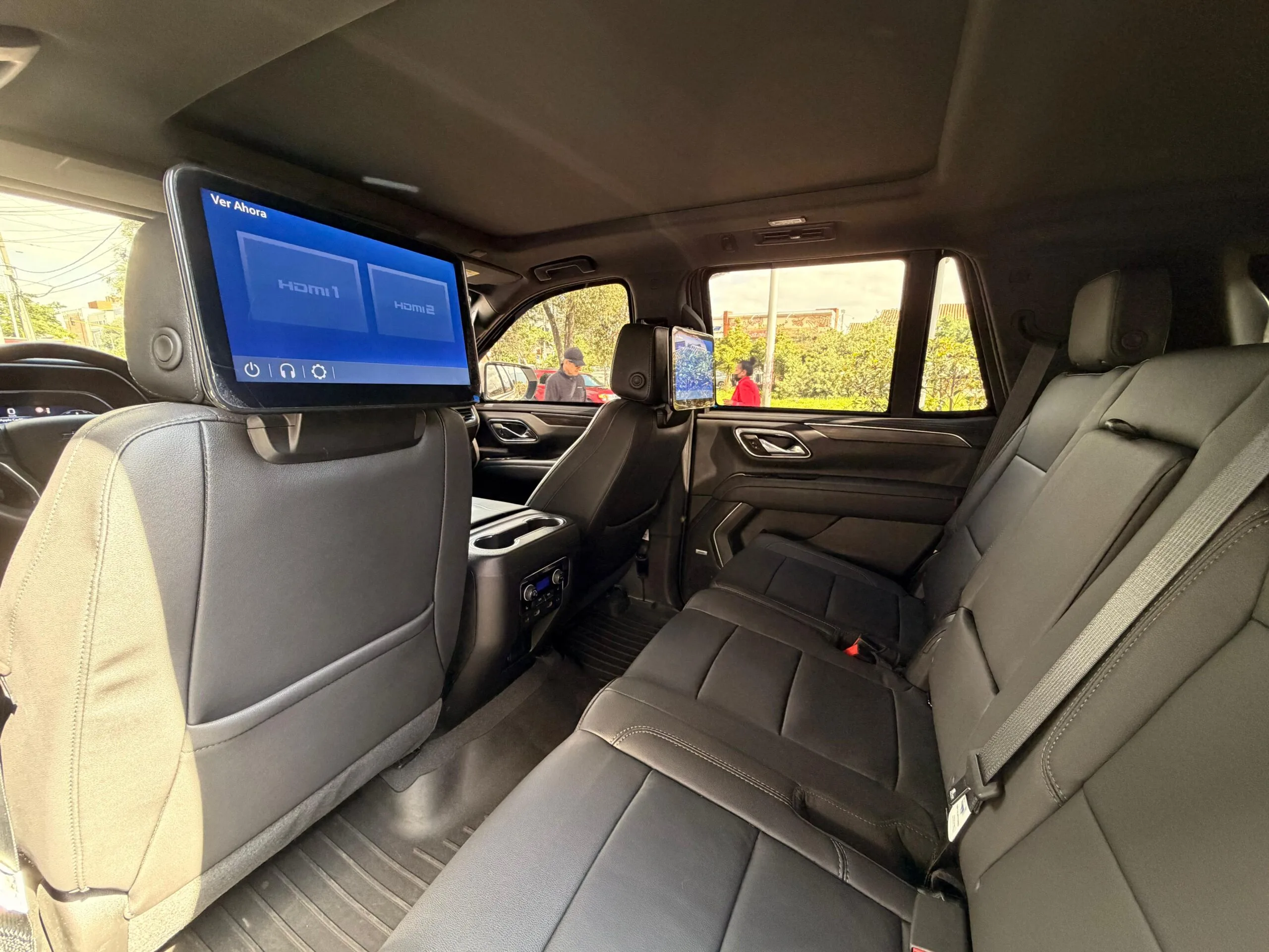 13ec777a-a9b1-4ac3-8139-010738adf098