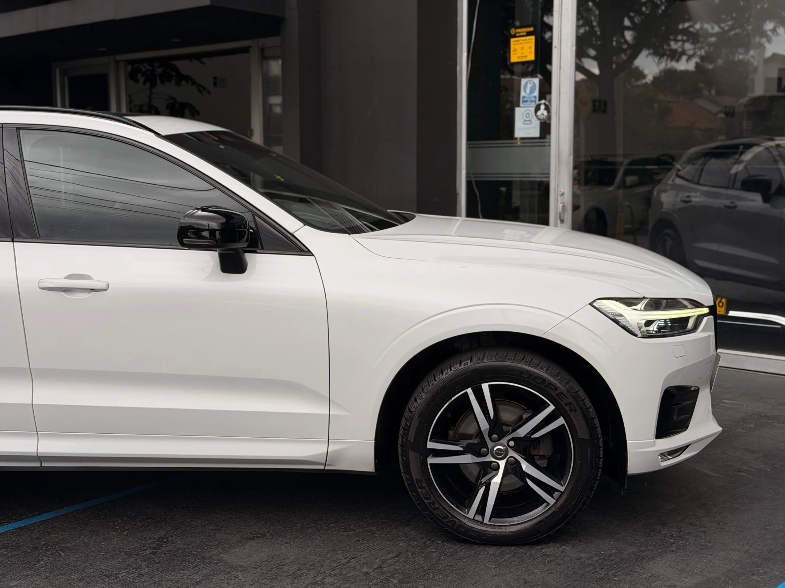 990a688c-bfef-4e22-aa12-bb70b54a3180