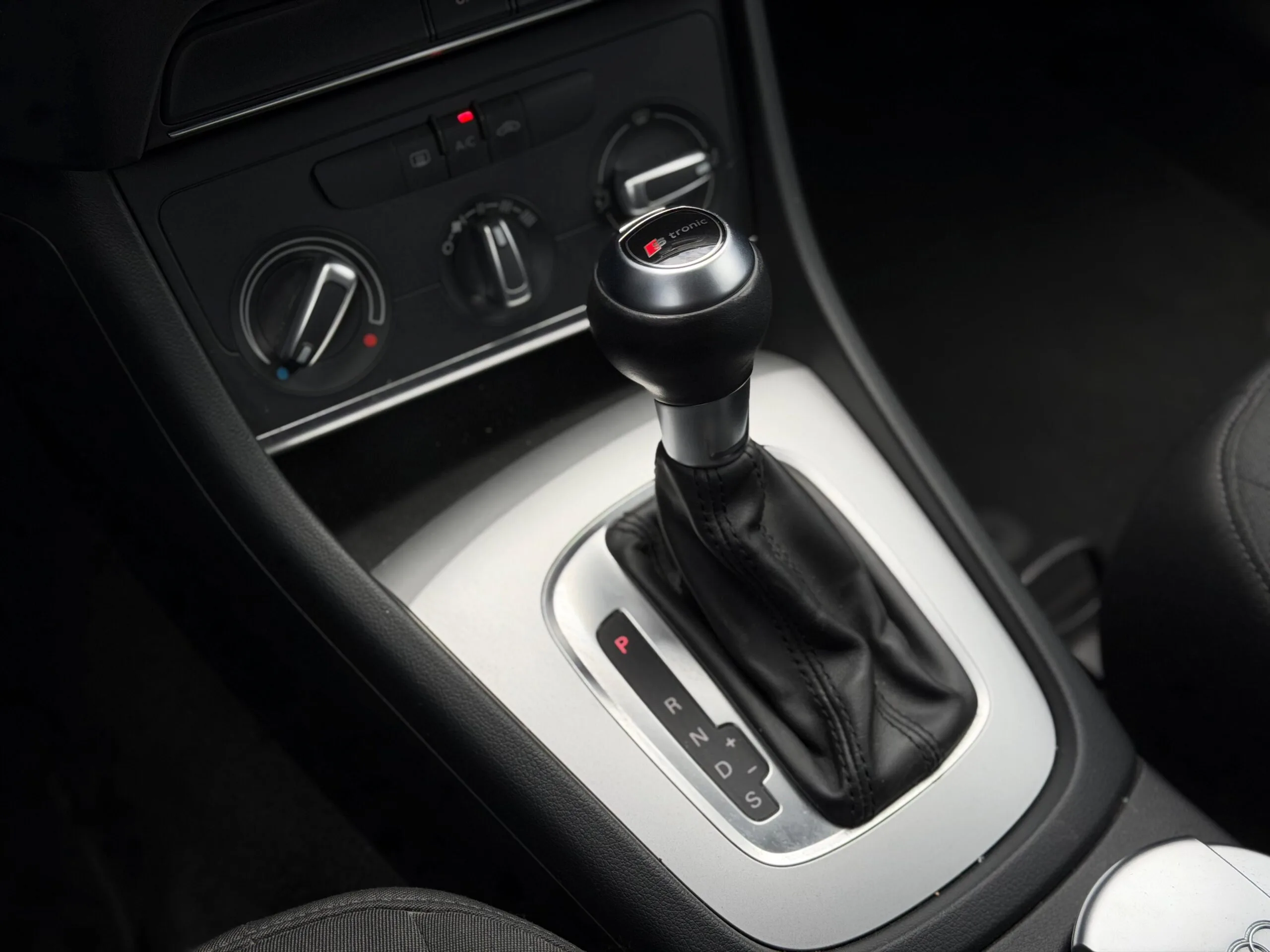 10362685-ce19-4093-91f8-6987a3c6209b