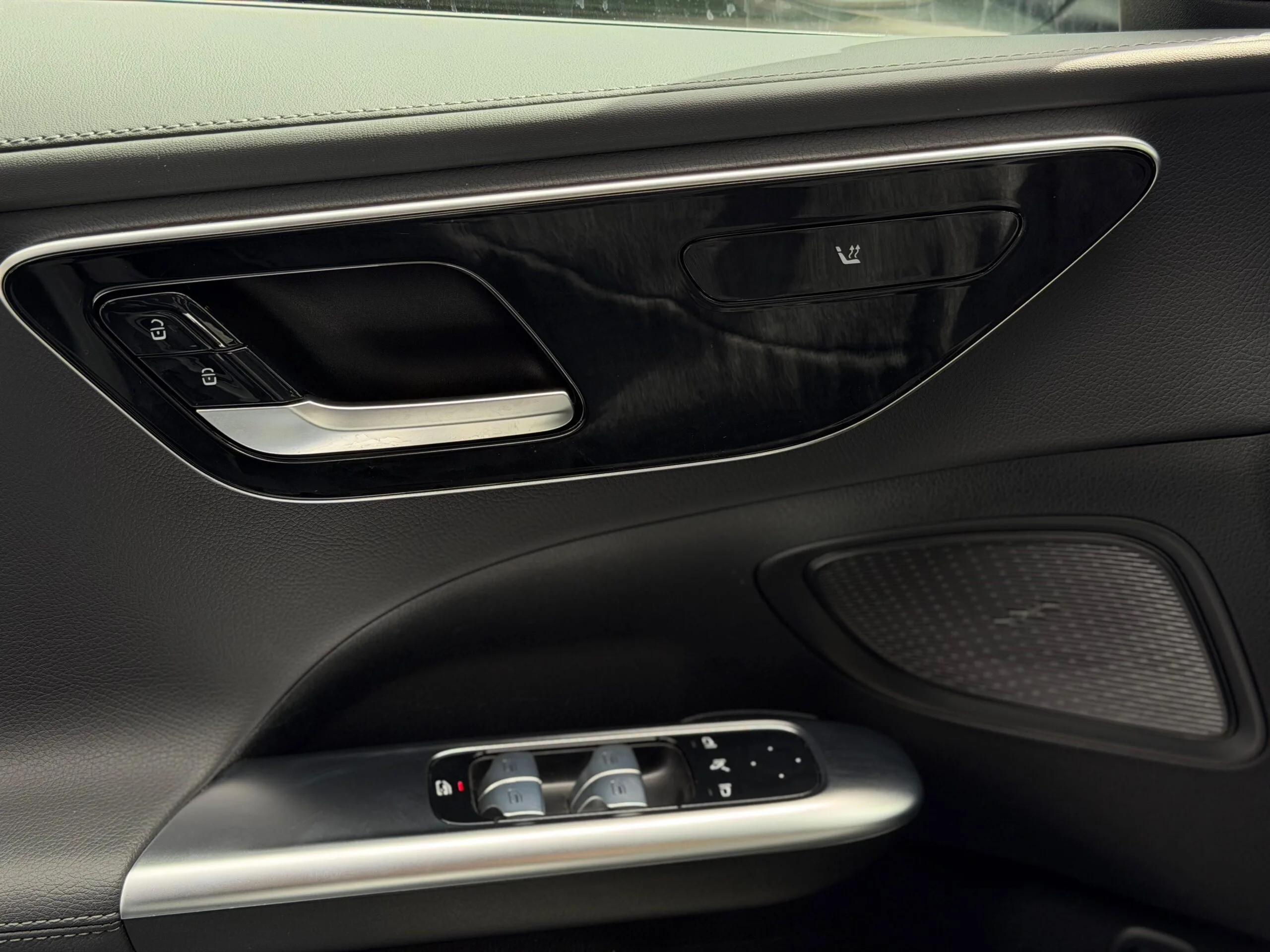 320db112-5789-4718-9105-ebd98095b8e1