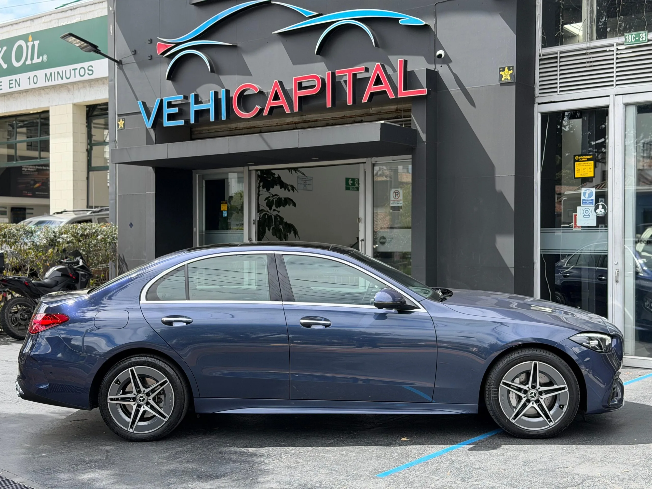 5ffc53b3-7326-4f65-9abf-fa183eaff685