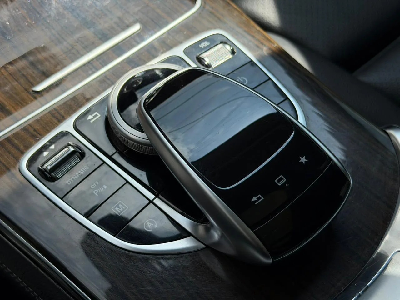 8ad5d63b-1f69-45e8-af8c-254a8d3e9ffb