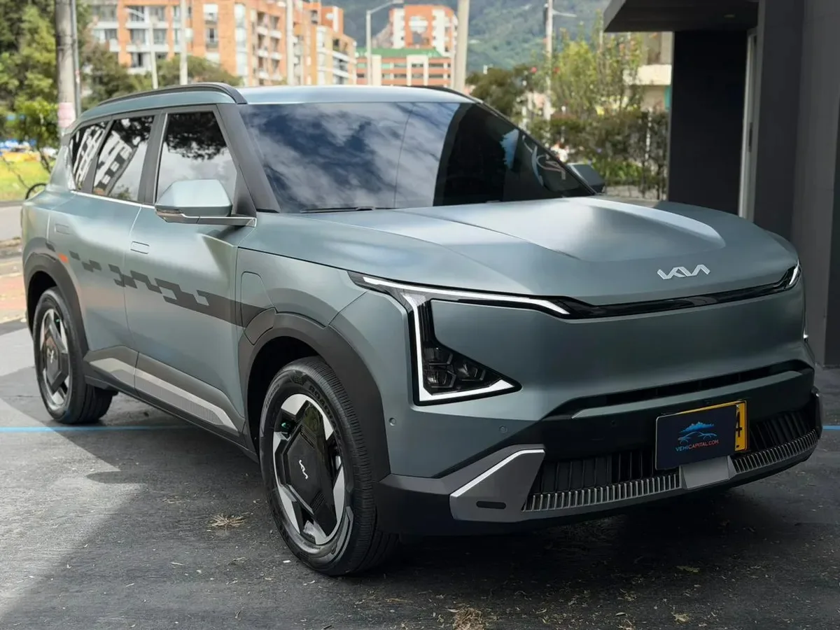 c7b5cb4a-68bd-42d0-9c93-6949a02743f2