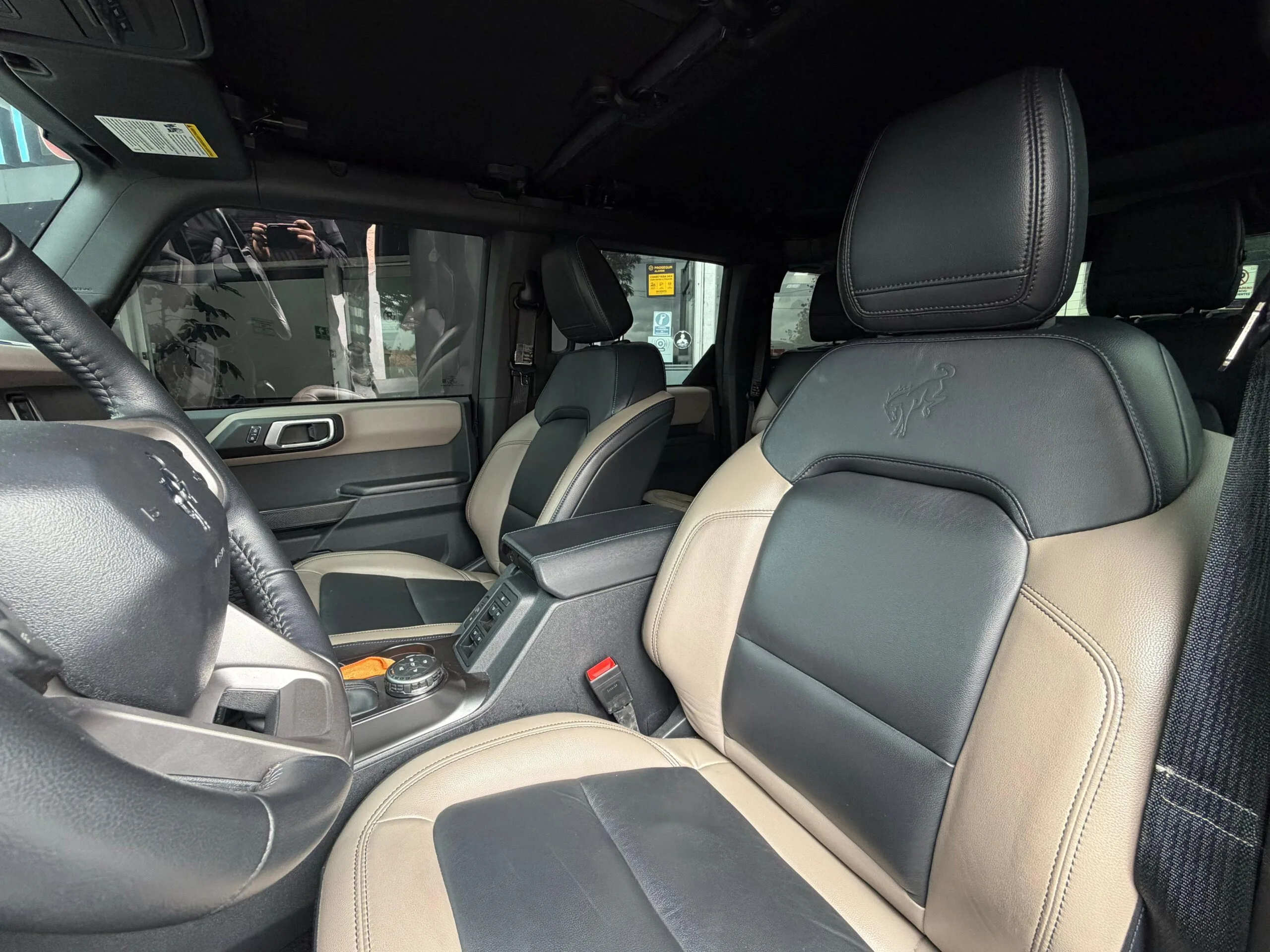 fd28f573-c47a-4fbf-a9f9-7bf8205e32de